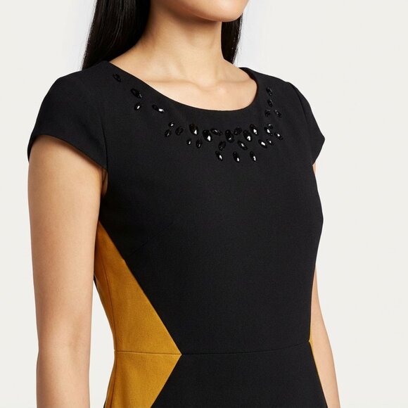 Dress - Picture 3 of 5